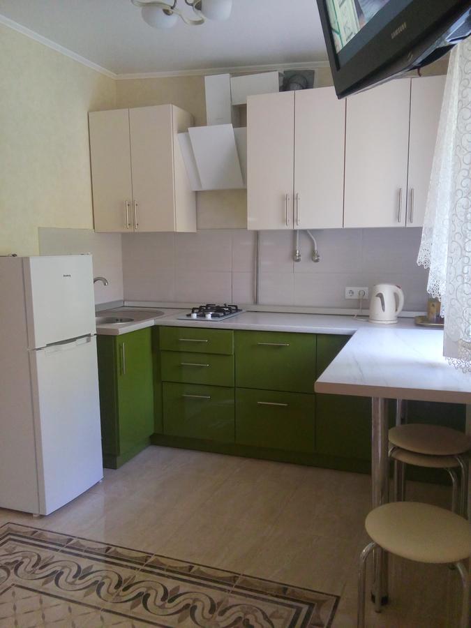 Apartment Aпартаменты Кармена Довженко